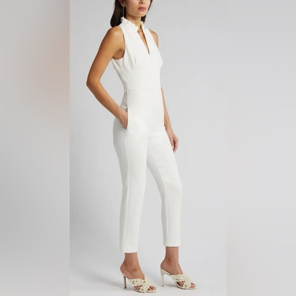 NEW Black Halo Antoinette Sleeveless Jumpsuit Porcelain White Sz 4 - Picture 2 of 8